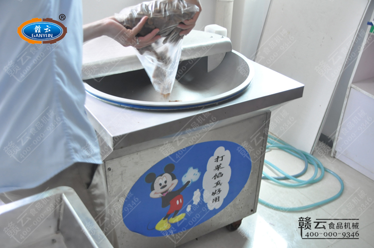 ���}���ɵ�����W�C(j��)